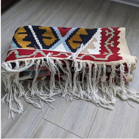 Persian Kilim Rug - Picture 4 of 16